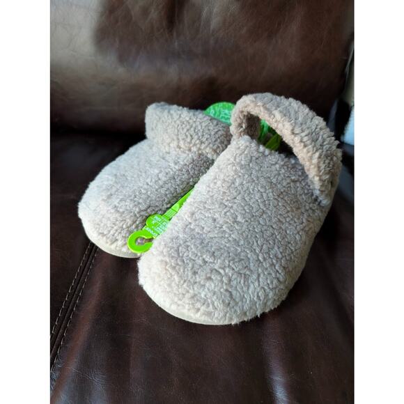 Crocs Classic Cozzzy Slipper (Mushroom) - Size M6/w8 (209386) - Picture 1 of 5
